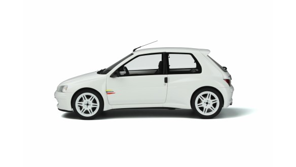 Peugeot 106 Maxi Dimma Blanc Banquise 1997
