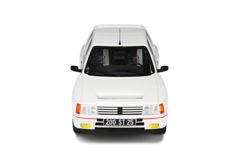 Peugeot 205 T16 (série 200) Blanc Nacré 1984