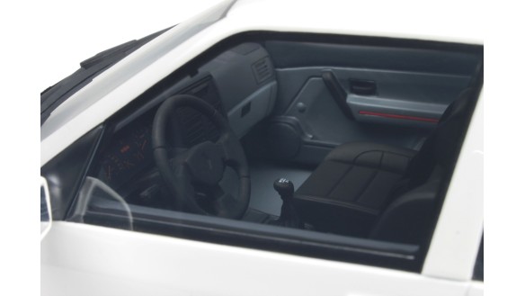 Renault 19 16S Blanc Glacier 1988