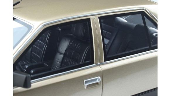 Renault 25 Phase 1 V6 Injection Beige Aurore 1984