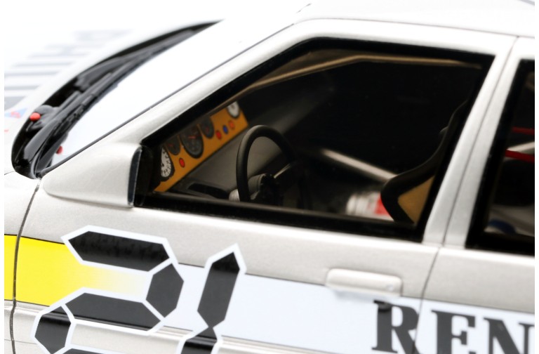 Renault 21 Super Production Silver 1988