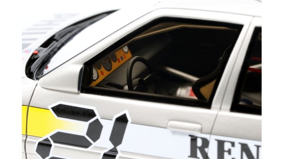 Renault 21 Super Production Silver 1988